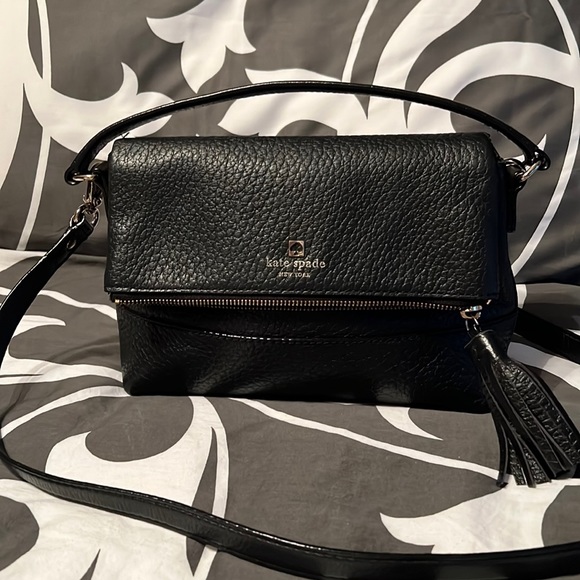 Kate Spade Handbags - Kate, spade, black Crossbody bag. Super cute